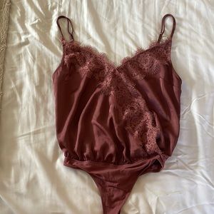ABERCROMBIE & FITCH SATIN BODYSUIT